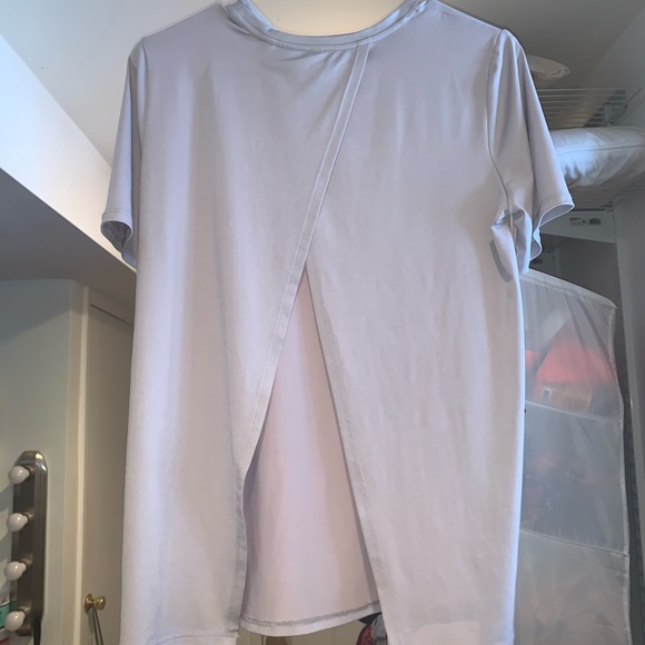 Open Back Fabletics Shirt - Picture 2 of 3